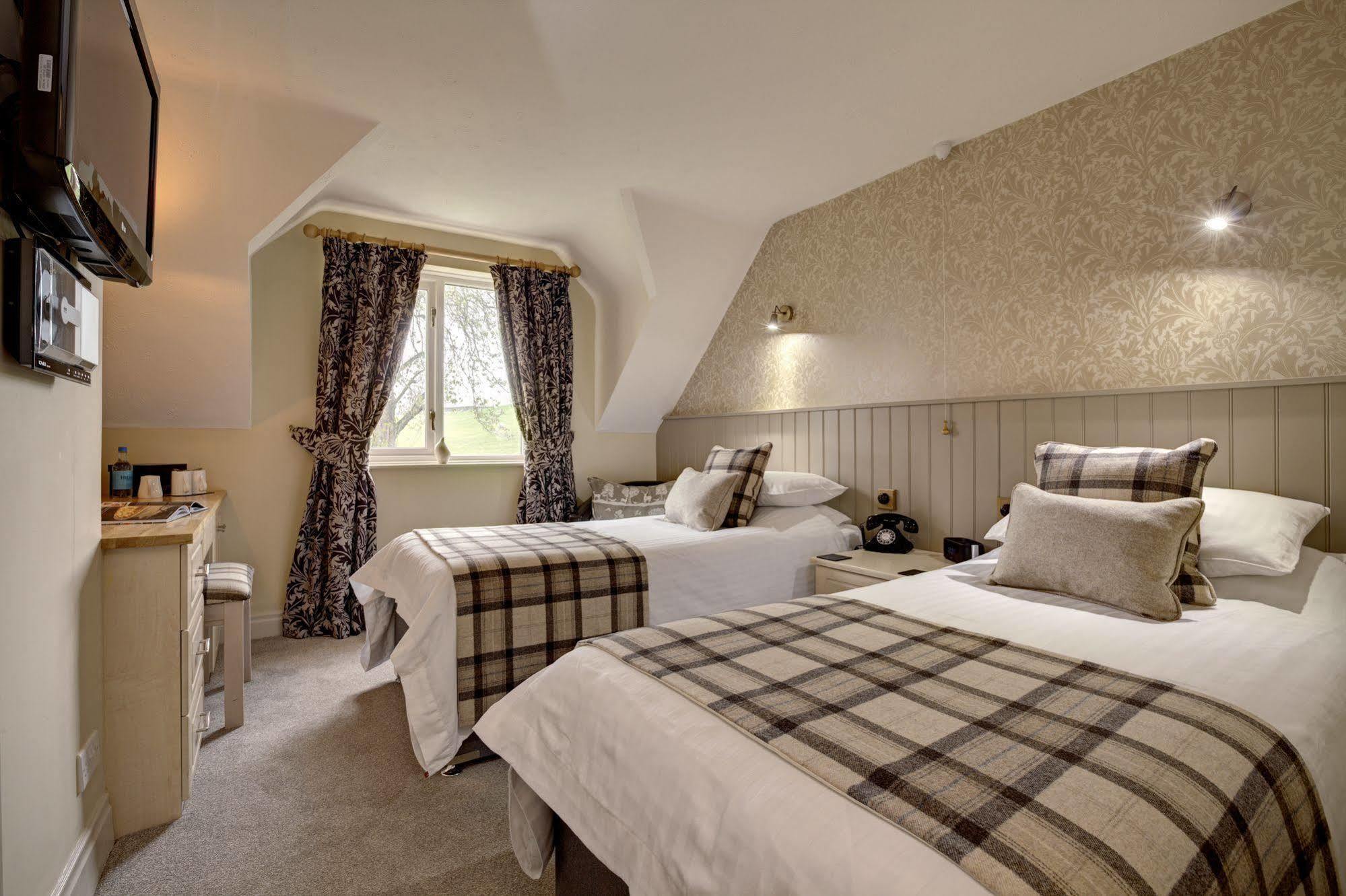 Stone House Hotel 4*